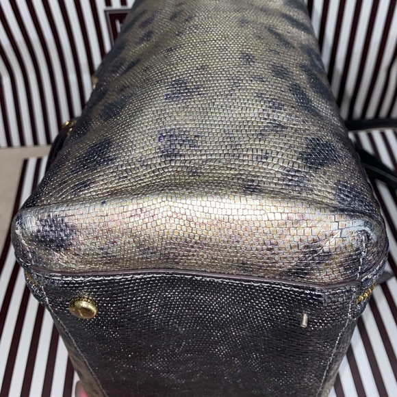 Henri Bendel A-list Satchel - Picture 7 of 8